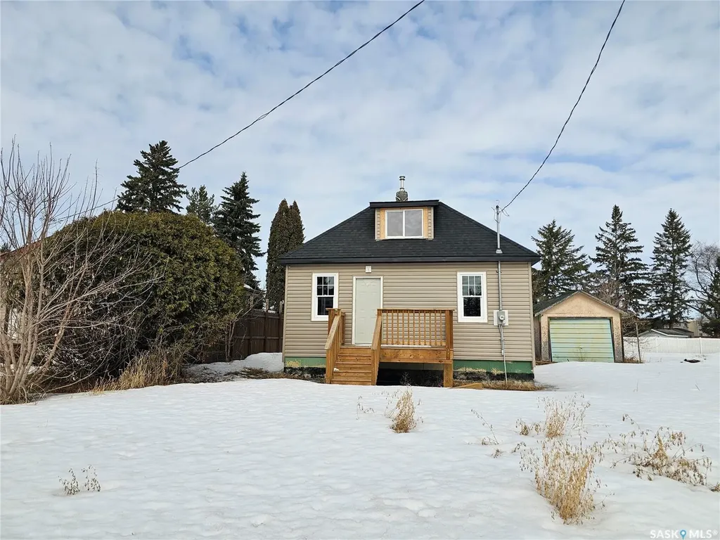 1038 Veterans Avenue Esterhazy SK S0A 0X0