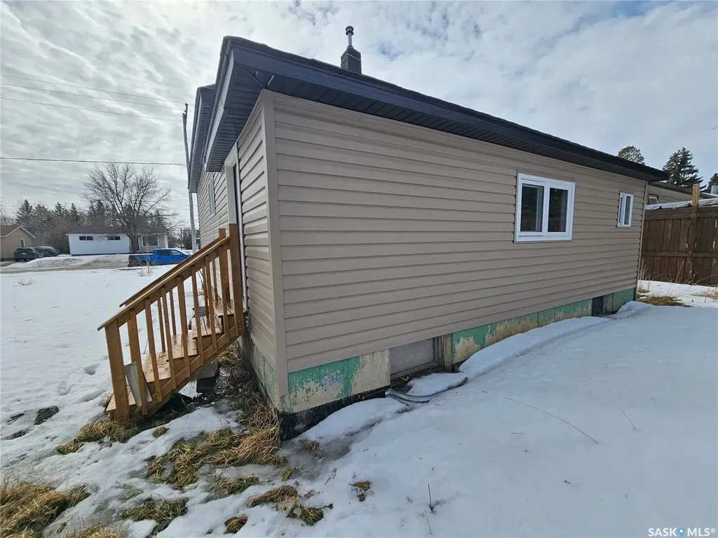 1038 Veterans Avenue Esterhazy SK S0A 0X0