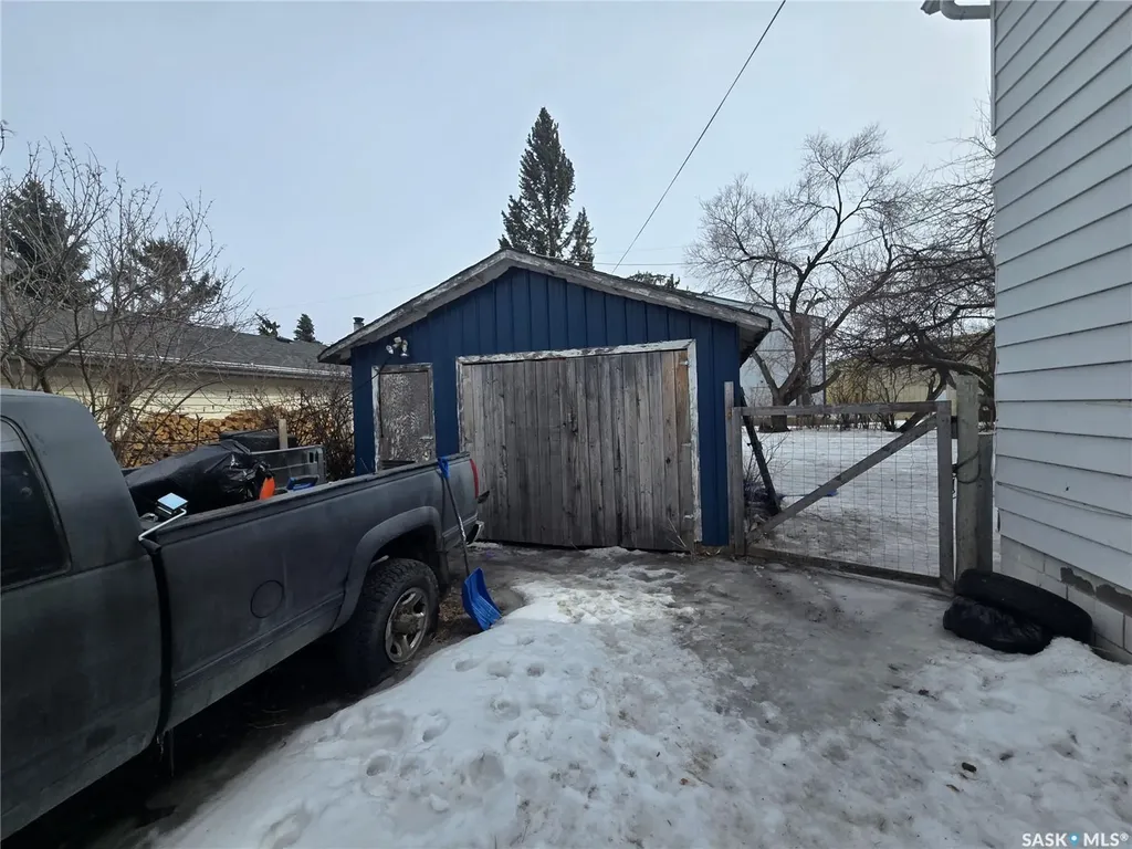 107 Van Horne Street Windthorst SK S0G 5G0