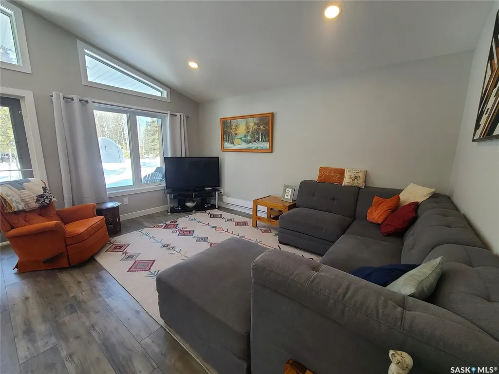 1327 Kewatin Lane Mervin Rm No.499 SK S0M 1J0