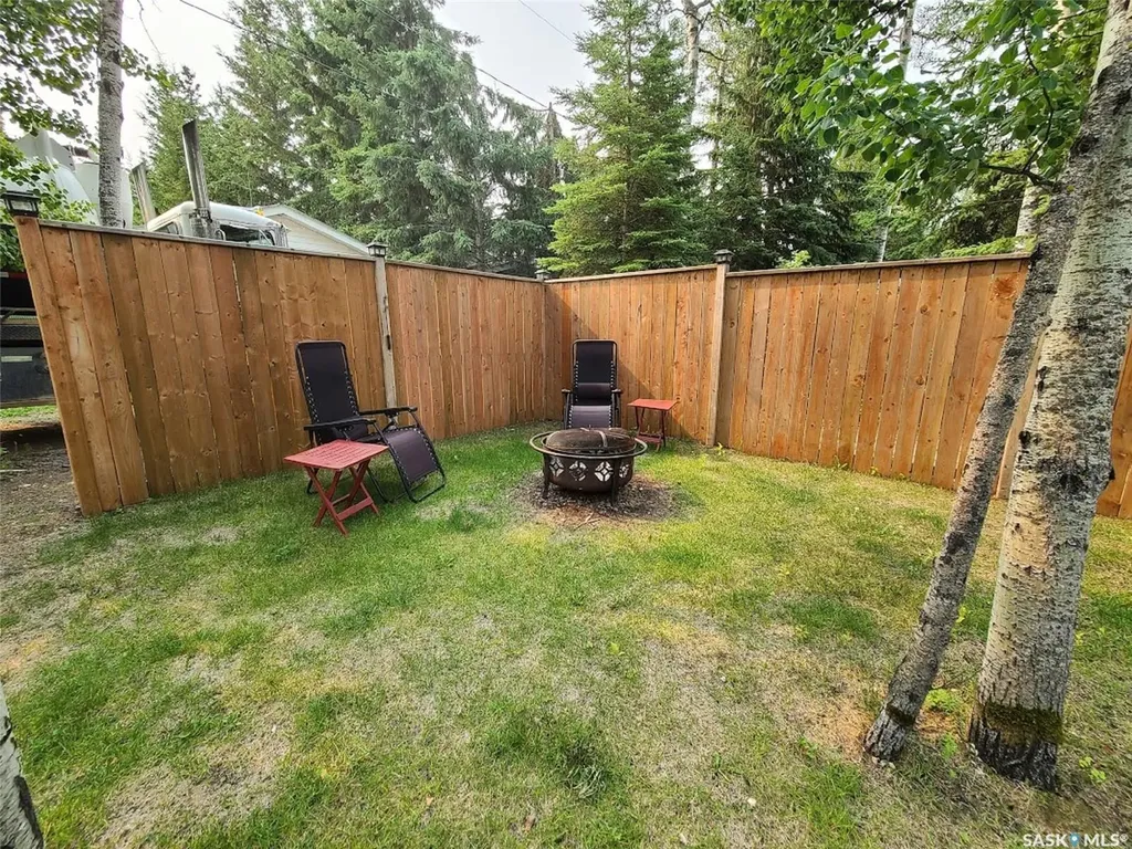 1327 Kewatin Lane Mervin Rm No.499 SK S0M 1J0