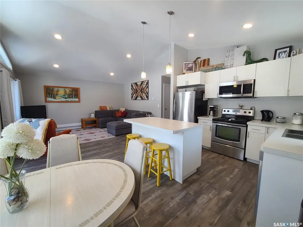 1327 Kewatin Lane Mervin Rm No.499 SK S0M 1J0