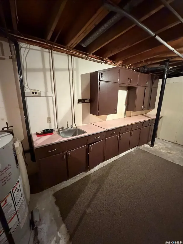 115 1st Street W Carnduff SK S0C 0S0