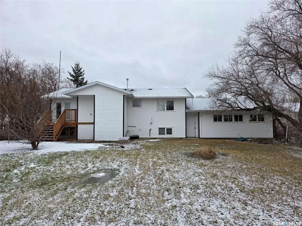 621 Mccall Street Oxbow SK S0C 2B0