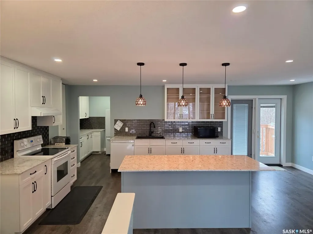 621 Mccall Street Oxbow SK S0C 2B0