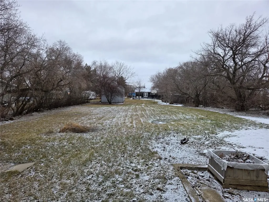 621 Mccall Street Oxbow SK S0C 2B0