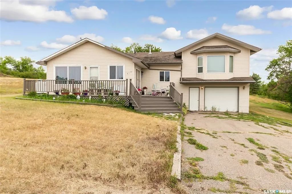 625 Aurora Street Saskatchewan Beach SK S0G 4L0