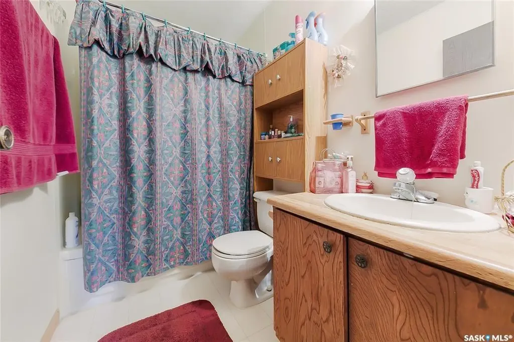 625 Aurora Street Saskatchewan Beach SK S0G 4L0