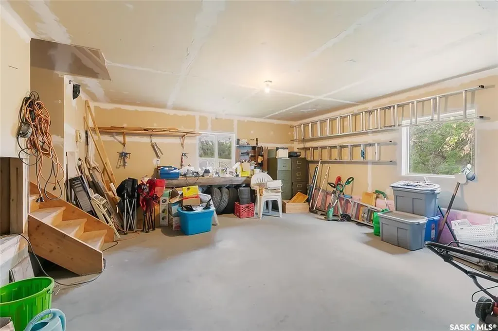 625 Aurora Street Saskatchewan Beach SK S0G 4L0