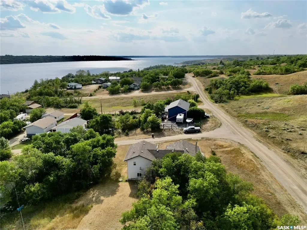 625 Aurora Street Saskatchewan Beach SK S0G 4L0
