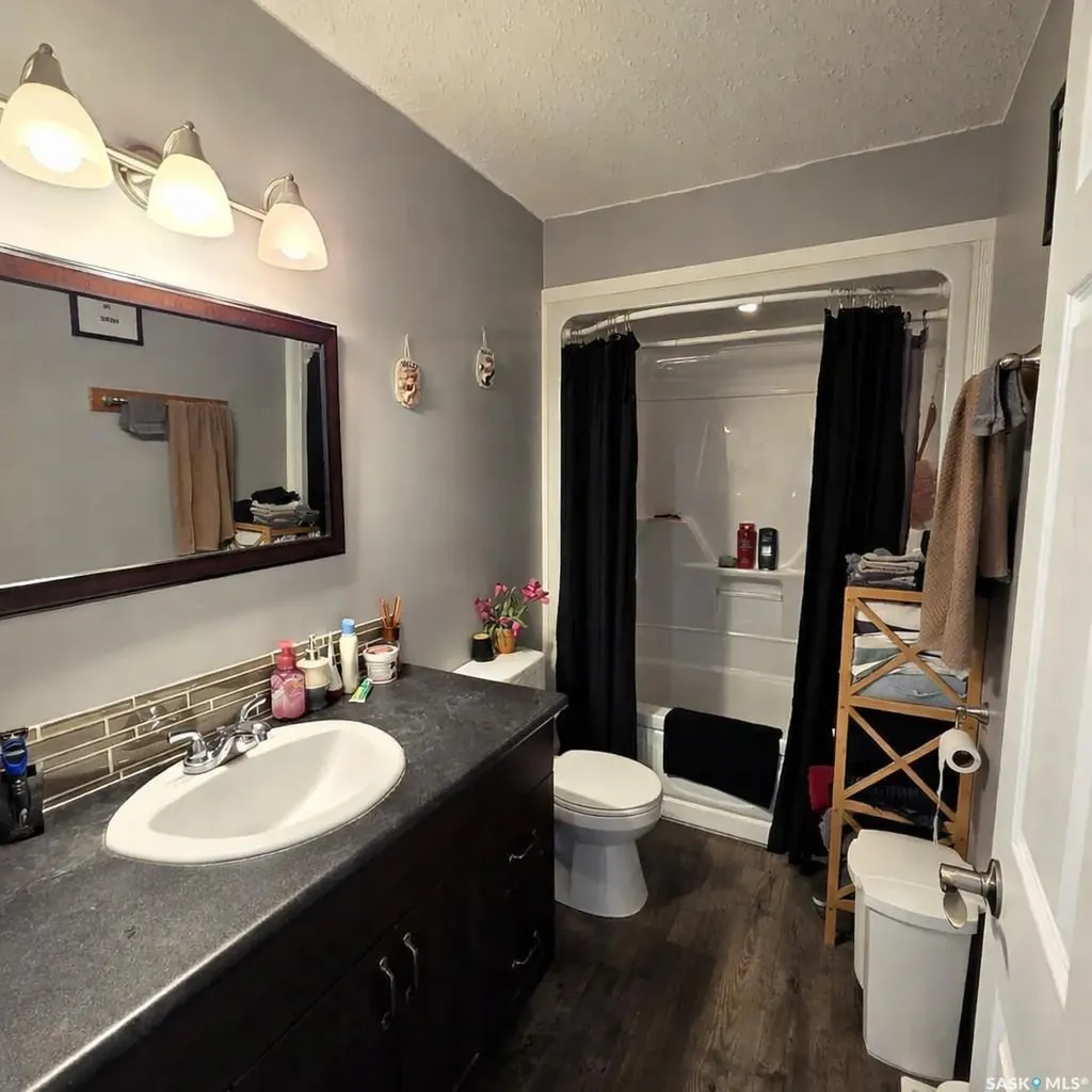401 6th Avenue W Nipawin SK S0E 1E0