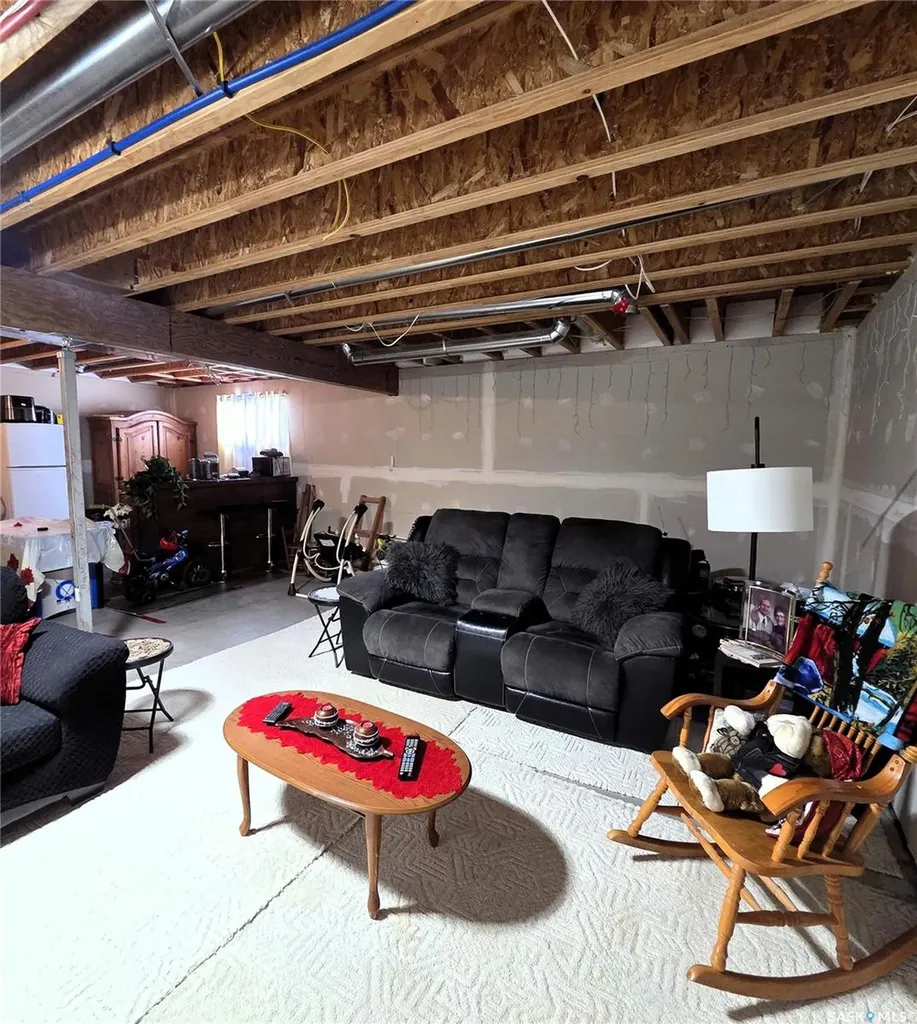 401 6th Avenue W Nipawin SK S0E 1E0
