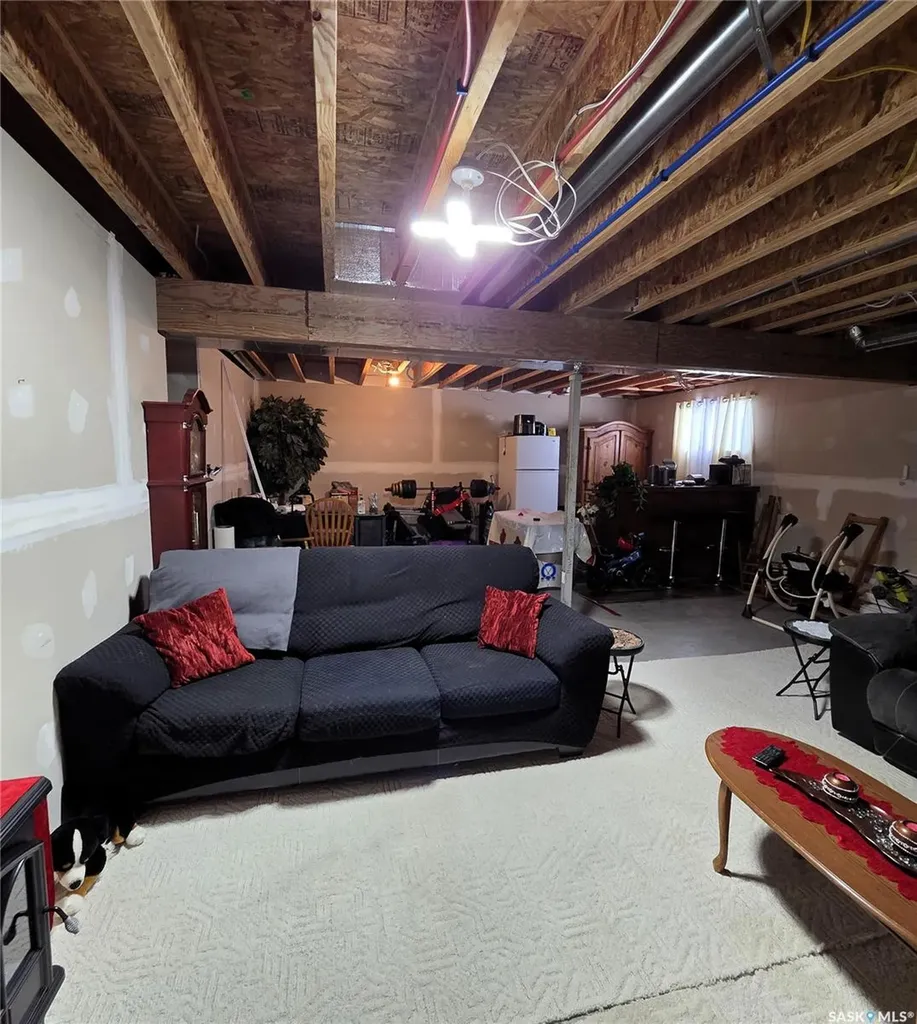 401 6th Avenue W Nipawin SK S0E 1E0