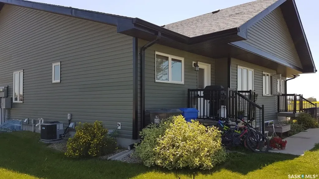 201 Carlyle Avenue Carlyle SK S0C 0R0