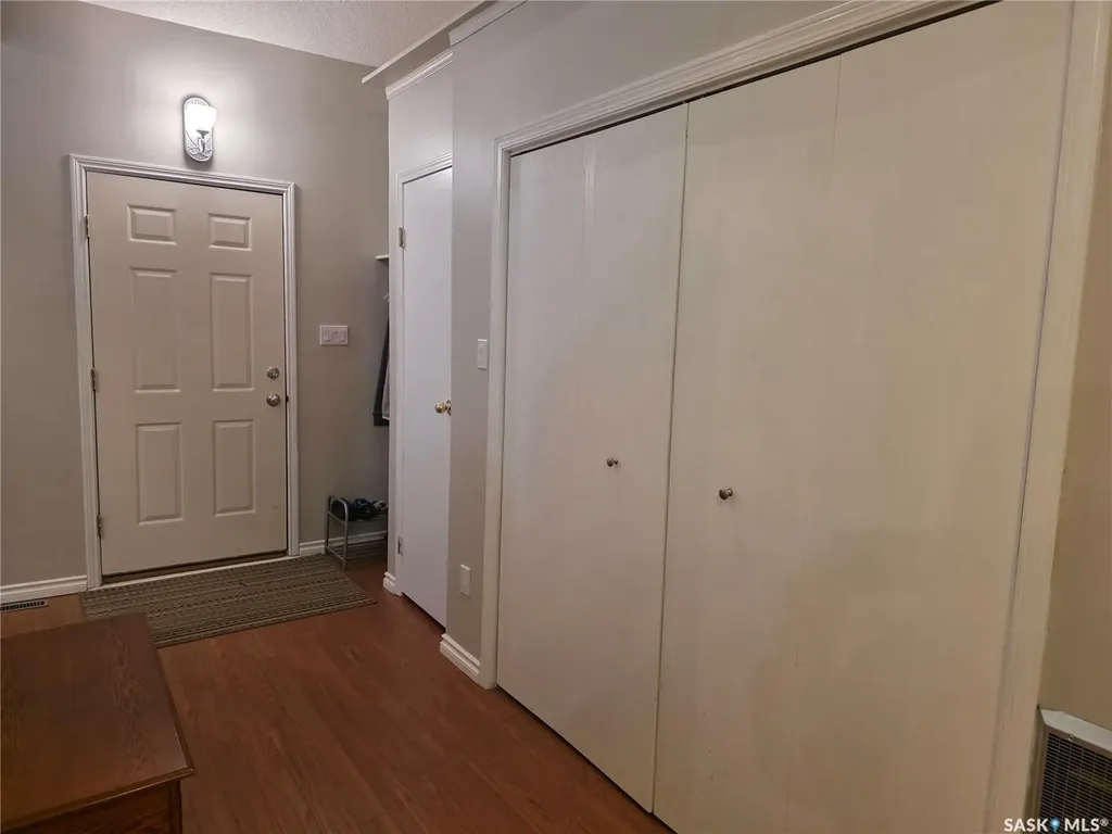 626 Jan Avenue South Lake SK S0H 4C0