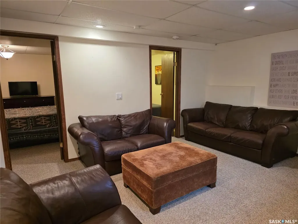 626 Jan Avenue South Lake SK S0H 4C0