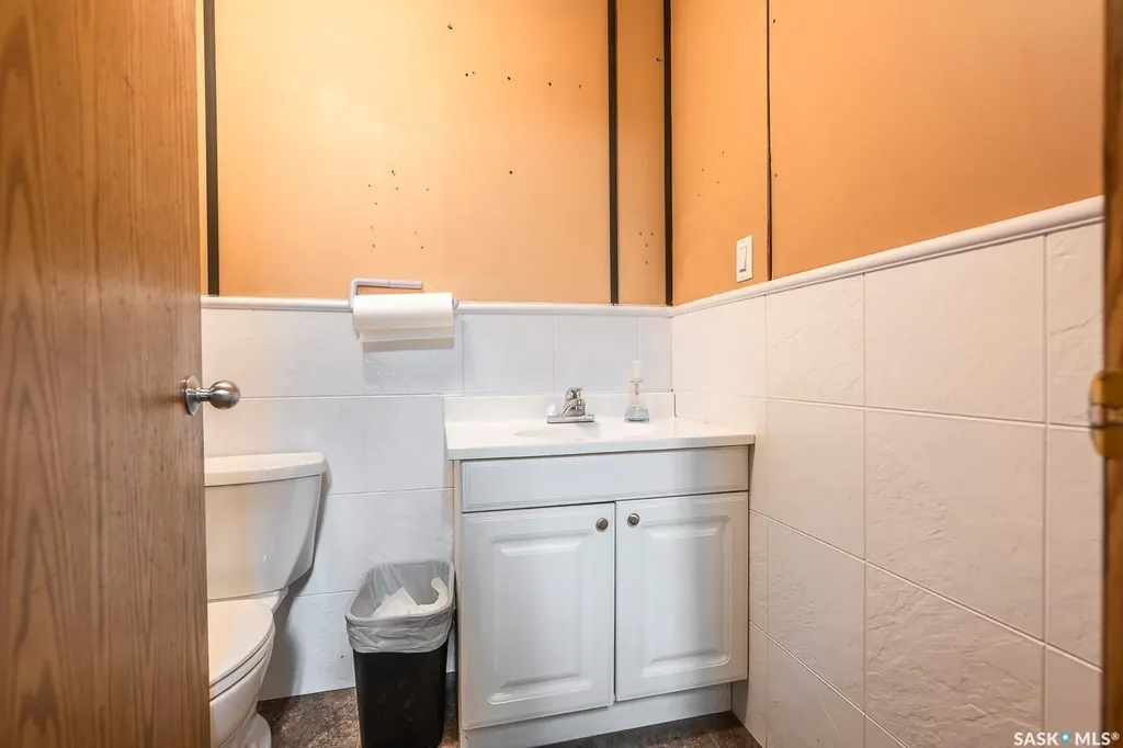 1743 Mcara Street Regina SK S4N 6H5