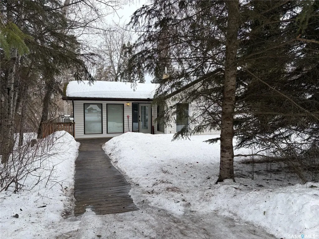 330 1st Avenue N Big River SK S0J 0E0