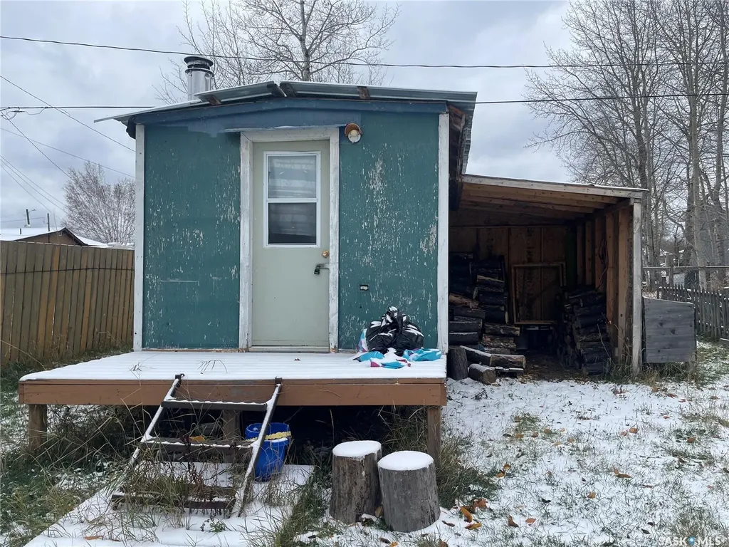 1429 Morin Avenue Buffalo Narrows SK S0M 0J0