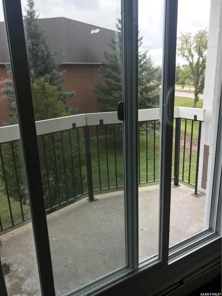 31 & 51 Centennial Street Regina SK S4S 6P8
