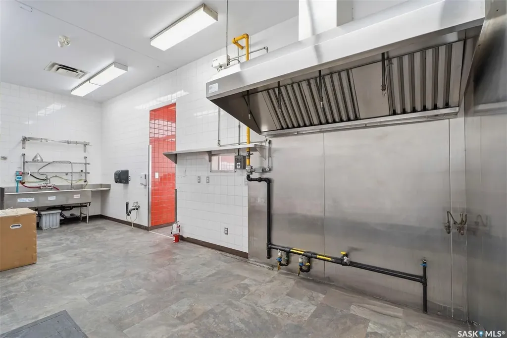 1212 Central Avenue Saskatoon SK S7N 2H2