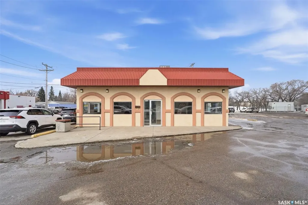 1212 Central Avenue Saskatoon SK S7N 2H2