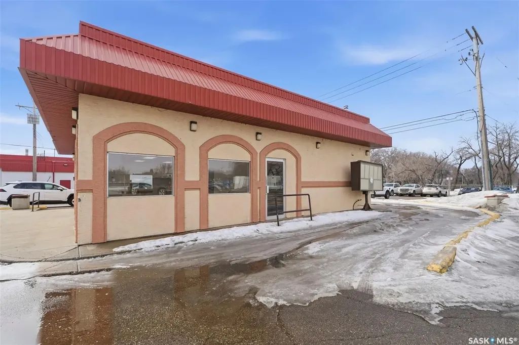 1212 Central Avenue Saskatoon SK S7N 2H2