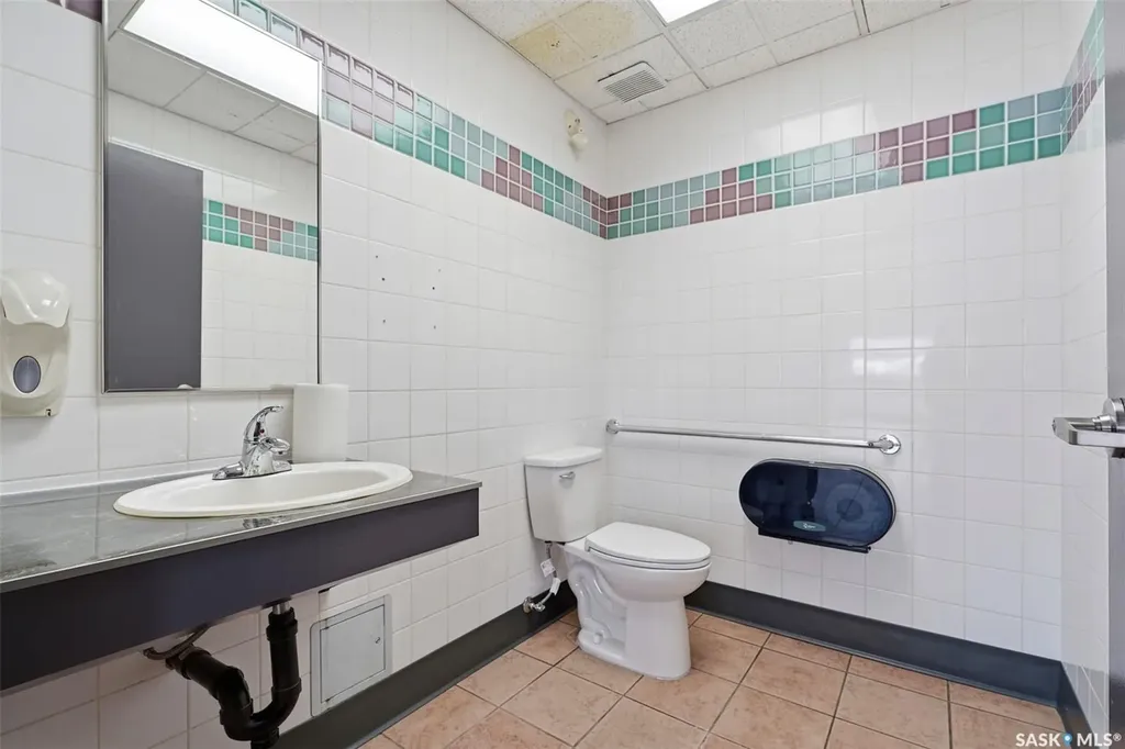 1212 Central Avenue Saskatoon SK S7N 2H2