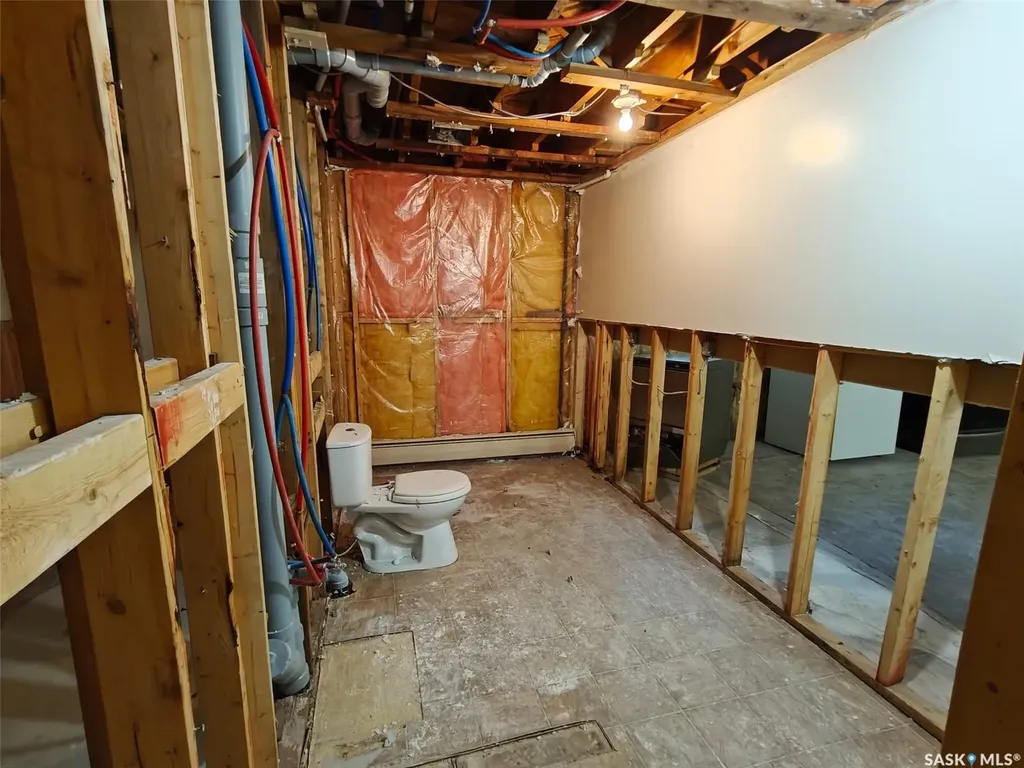 792 108th Street North Battleford SK S9A 2A4