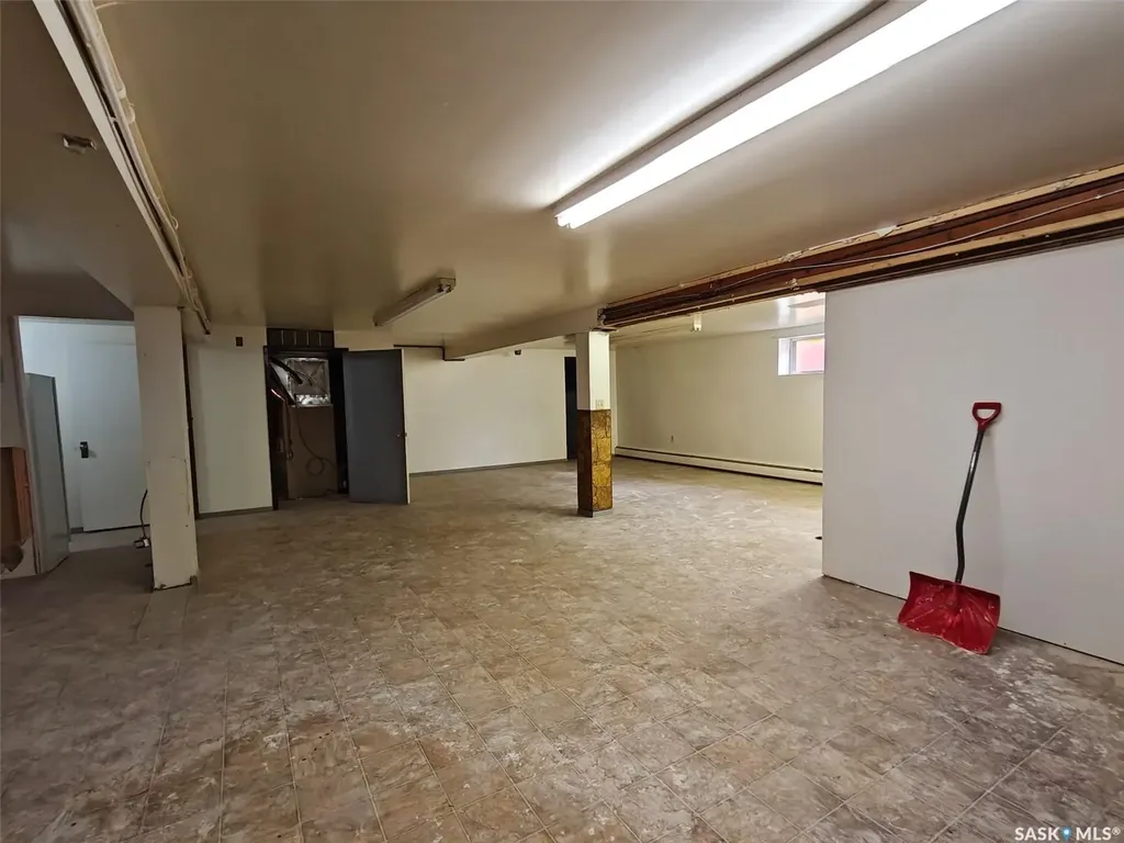 792 108th Street North Battleford SK S9A 2A4