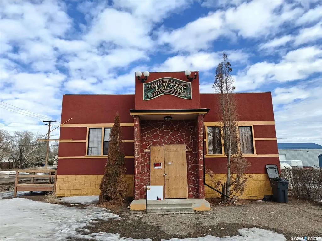 792 108th Street North Battleford SK S9A 2A4