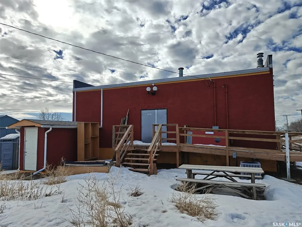792 108th Street North Battleford SK S9A 2A4