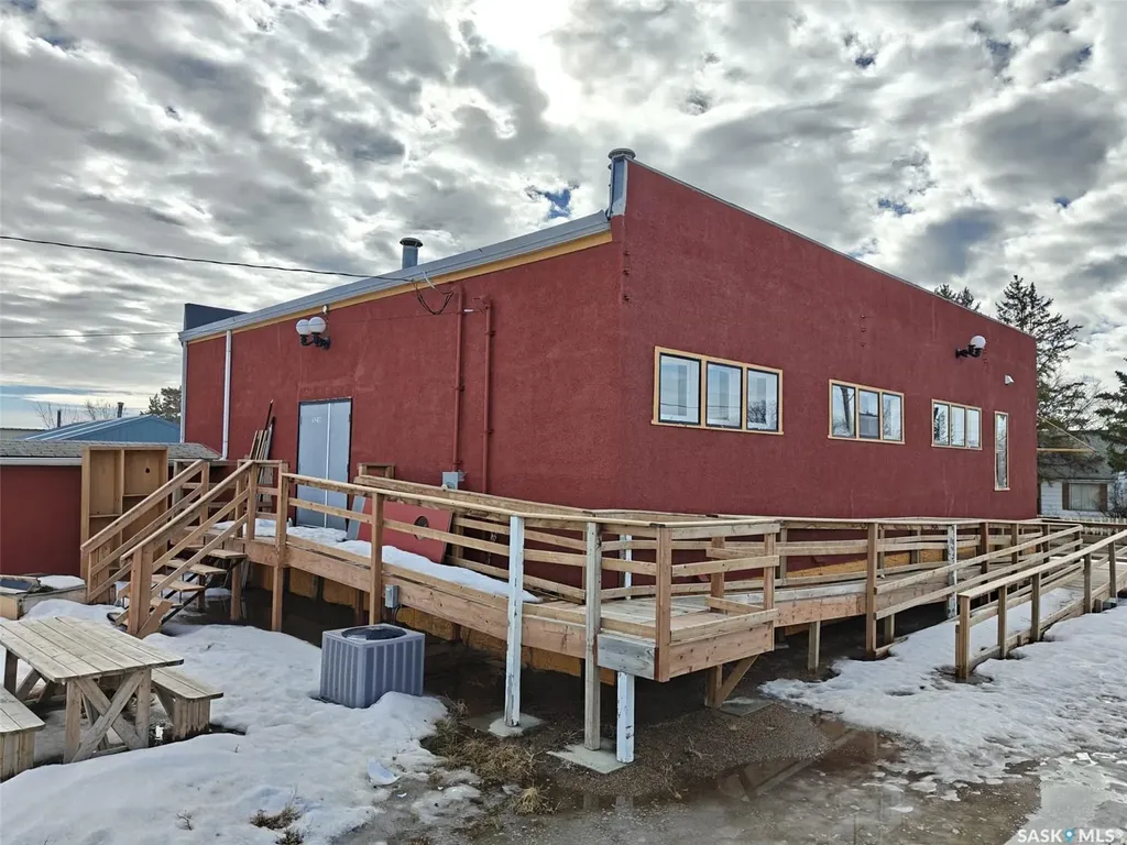 792 108th Street North Battleford SK S9A 2A4