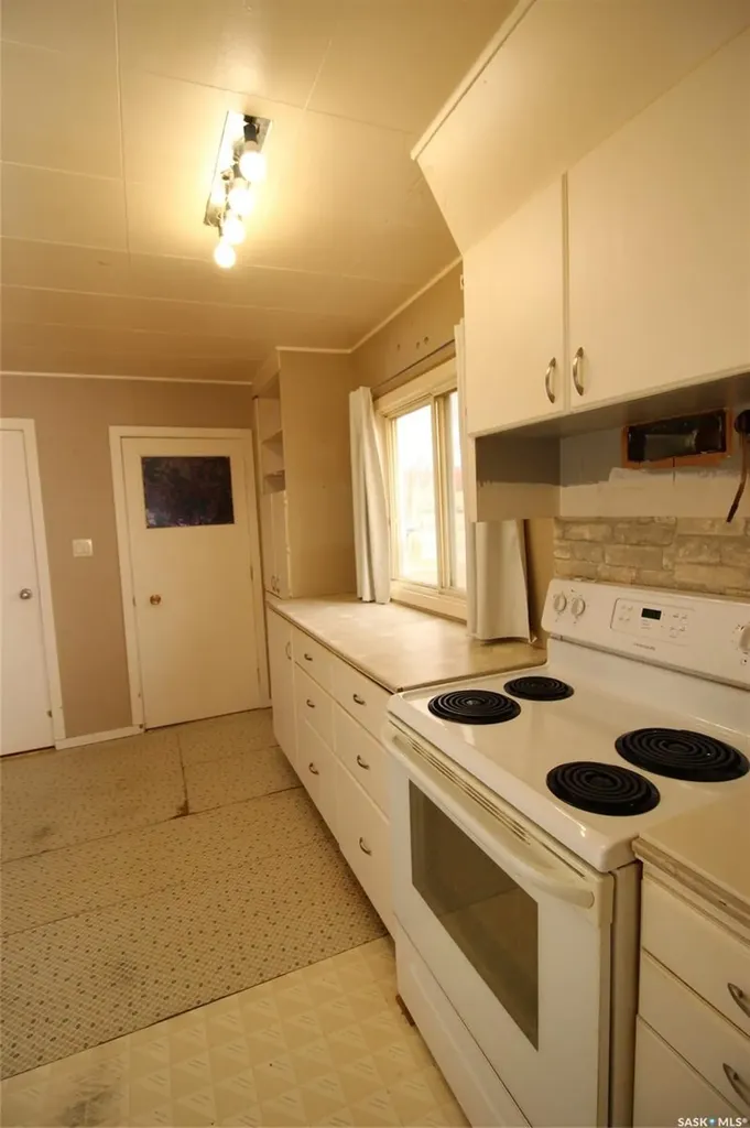 491 1st Street W Shaunavon SK S0N 2M0