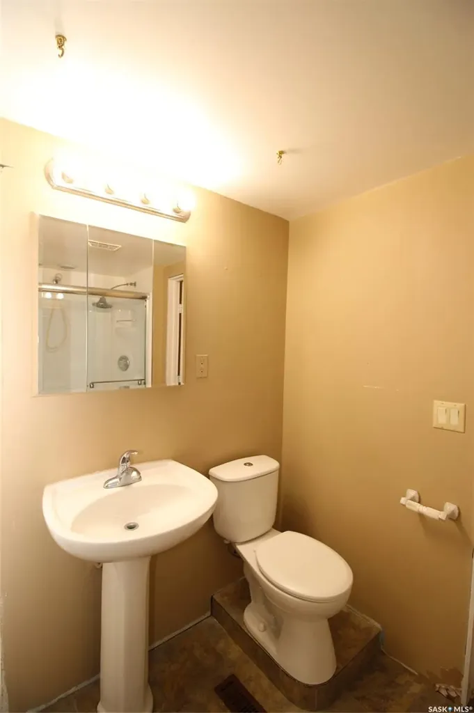 491 1st Street W Shaunavon SK S0N 2M0