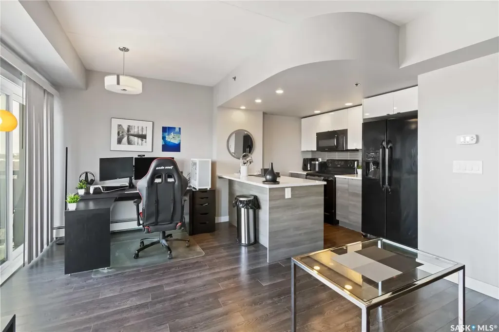 550 4th Avenue N Saskatoon SK S7K 2M7
