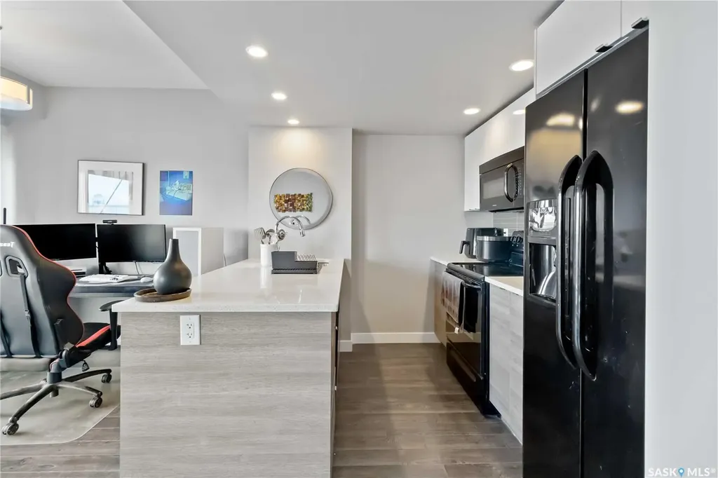 550 4th Avenue N Saskatoon SK S7K 2M7