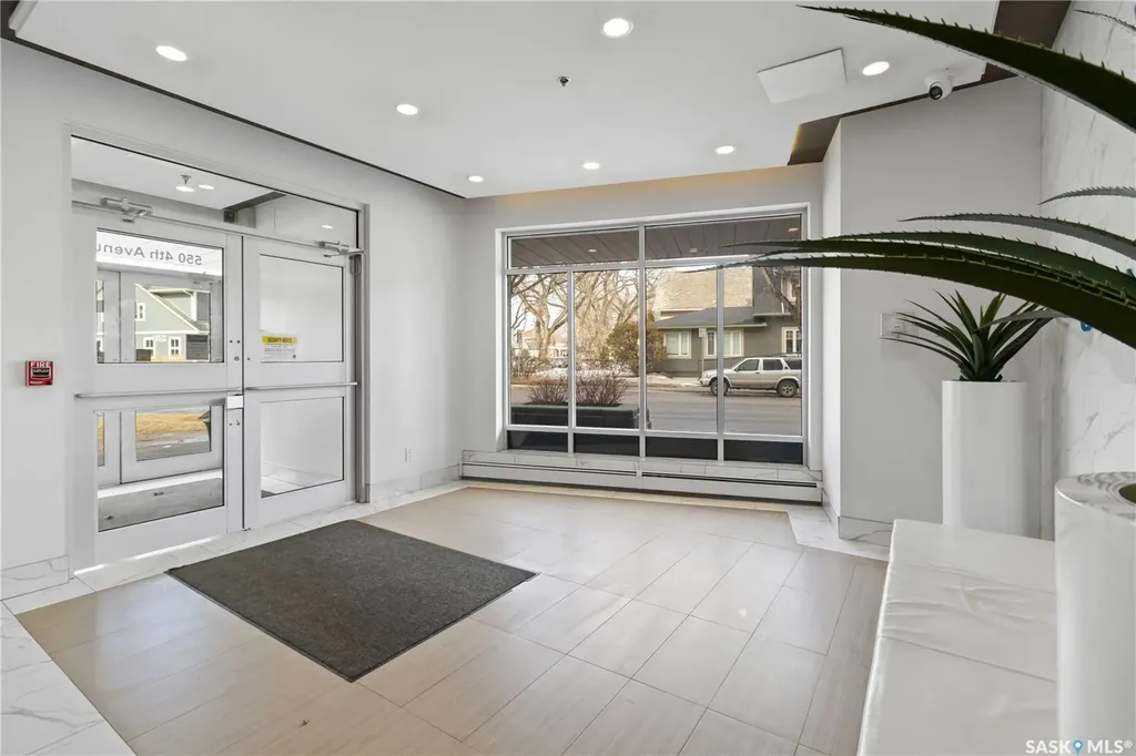 550 4th Avenue N Saskatoon SK S7K 2M7