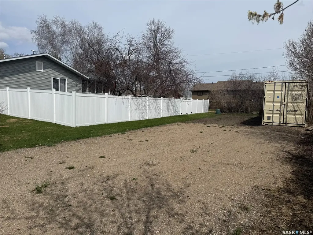 420 Logan Avenue White Fox SK S0J 0B1