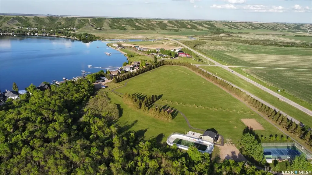 5 Louise Crescent Katepwa Beach SK S0G 2K0