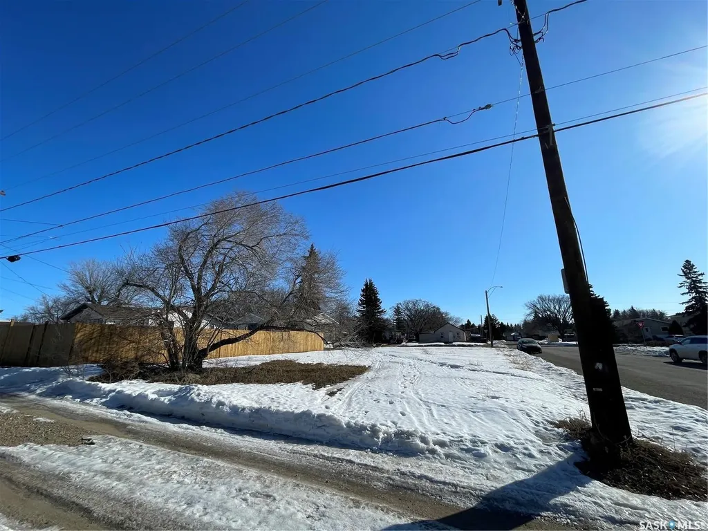1201 110th Street North Battleford SK S9A 2H7