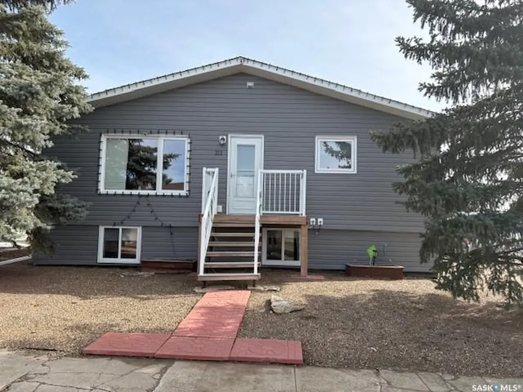 211 Throne Street Sceptre SK S0N 2H0