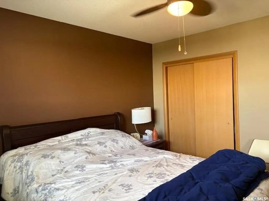 211 Throne Street Sceptre SK S0N 2H0