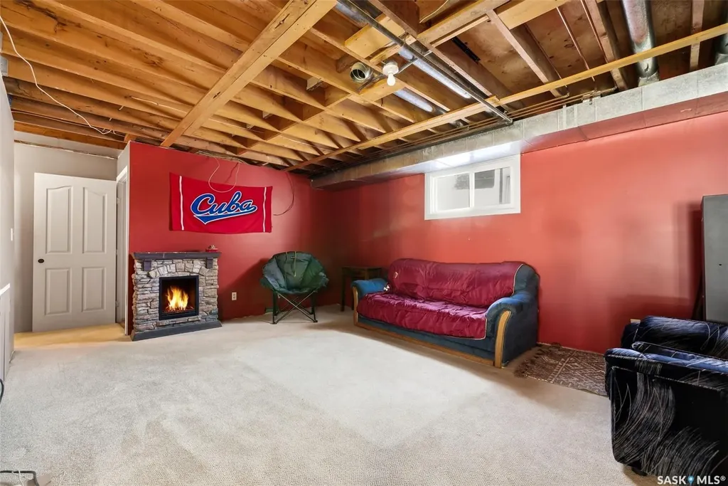 347 Green Avenue Regina Beach SK S0G 4C0