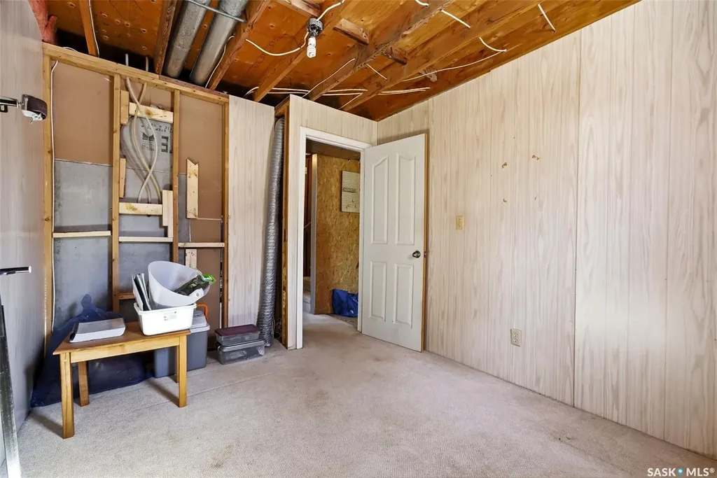 347 Green Avenue Regina Beach SK S0G 4C0