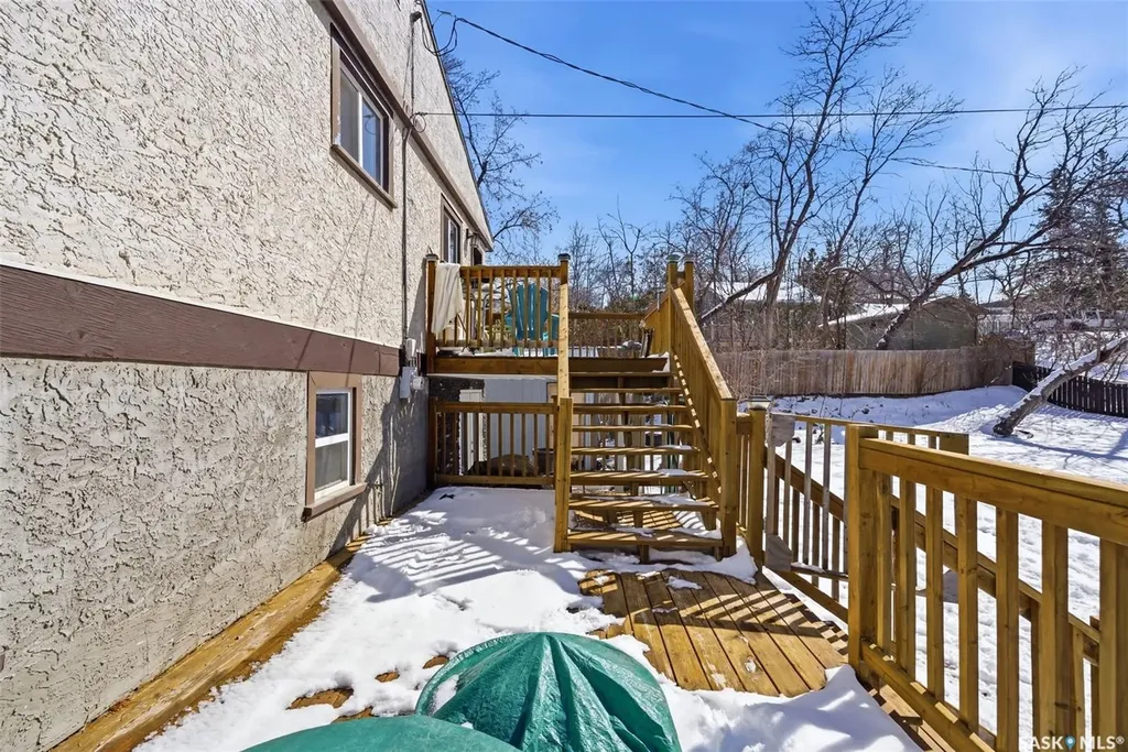 347 Green Avenue Regina Beach SK S0G 4C0