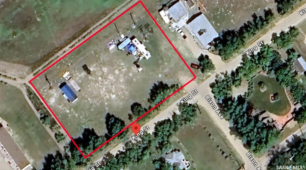 247 King Street Elbow SK S0H 1J0