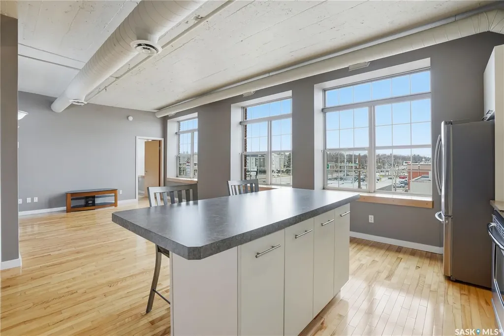 12 23rd Street E Saskatoon SK S7K 0H5