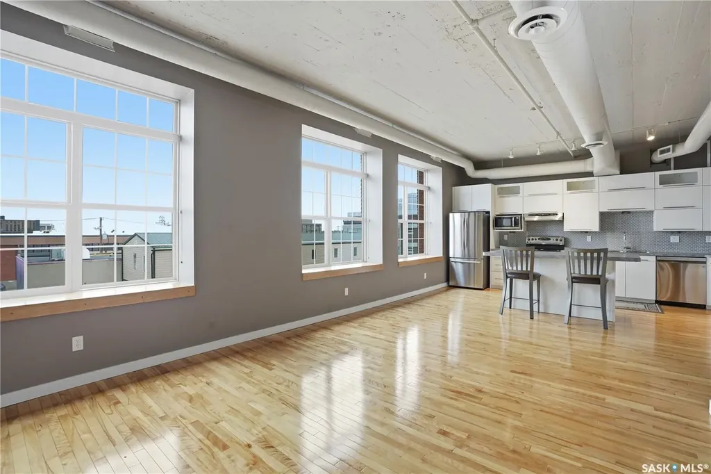 12 23rd Street E Saskatoon SK S7K 0H5