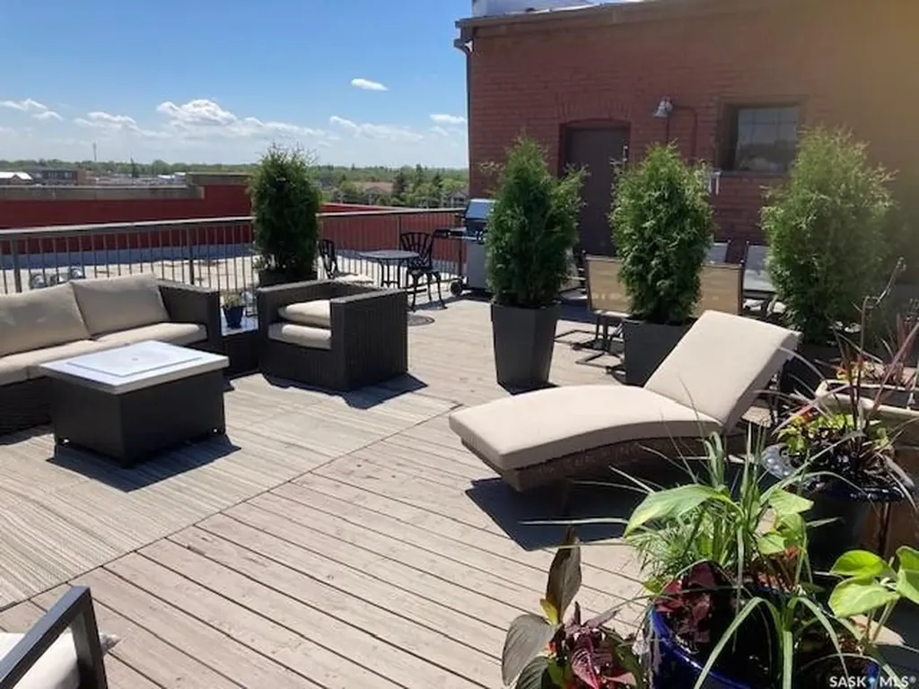12 23rd Street E Saskatoon SK S7K 0H5